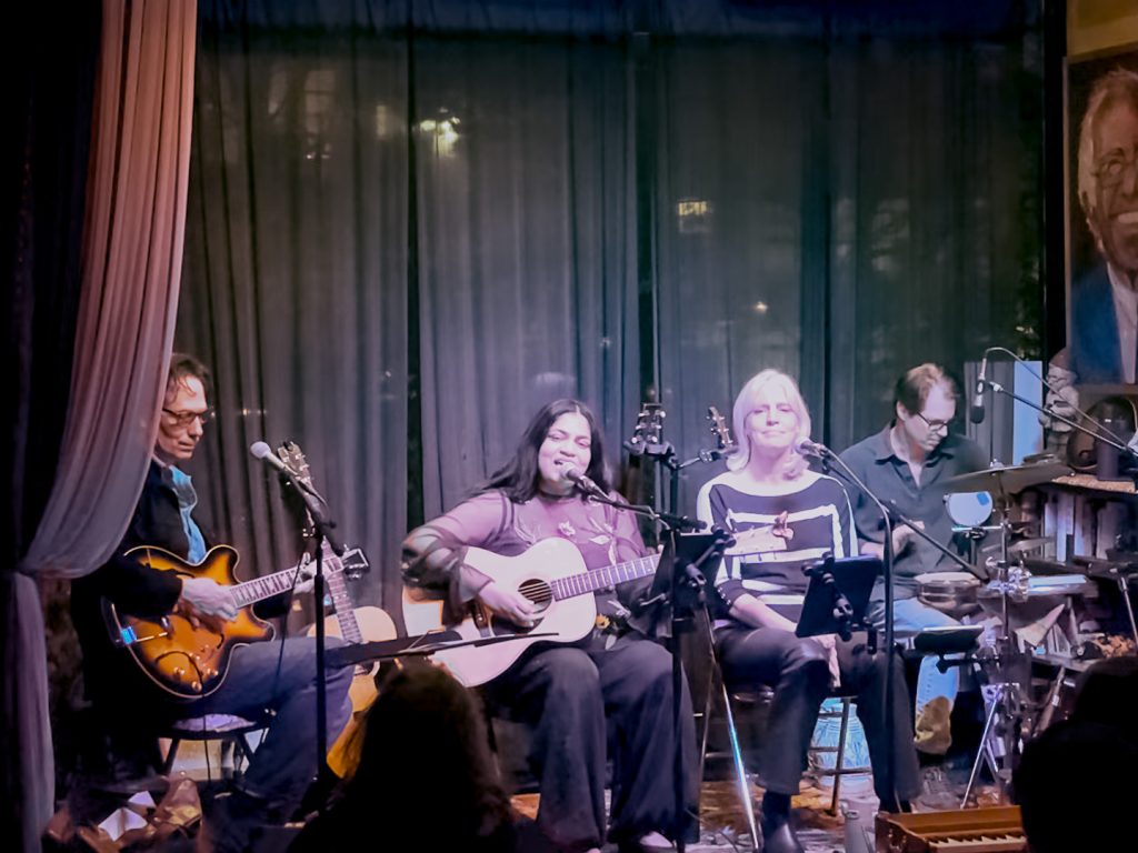 Umaisha, performing at the “Find Me” release show, 2025-11-08.