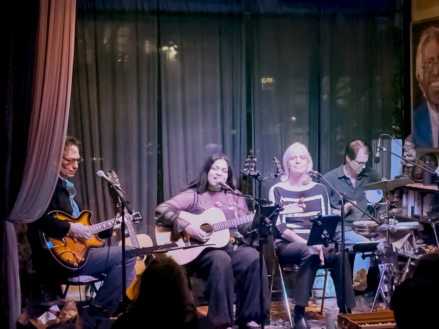 Umaisha, performing at the “Find Me” release show, 2025-11-08.